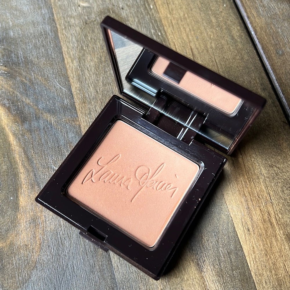 Laura Mercier Matte Bronzing Powder EUC